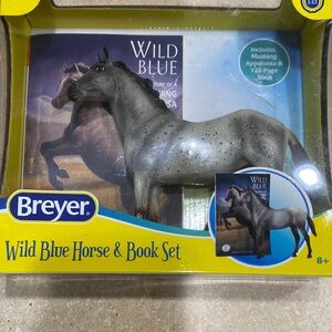 Breyer #6136 Wild Blue Horse and Book Set * Gift Set * 1:12 Scale